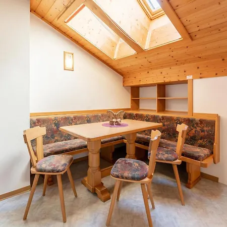 Beautiful With Stunning View Apartment *